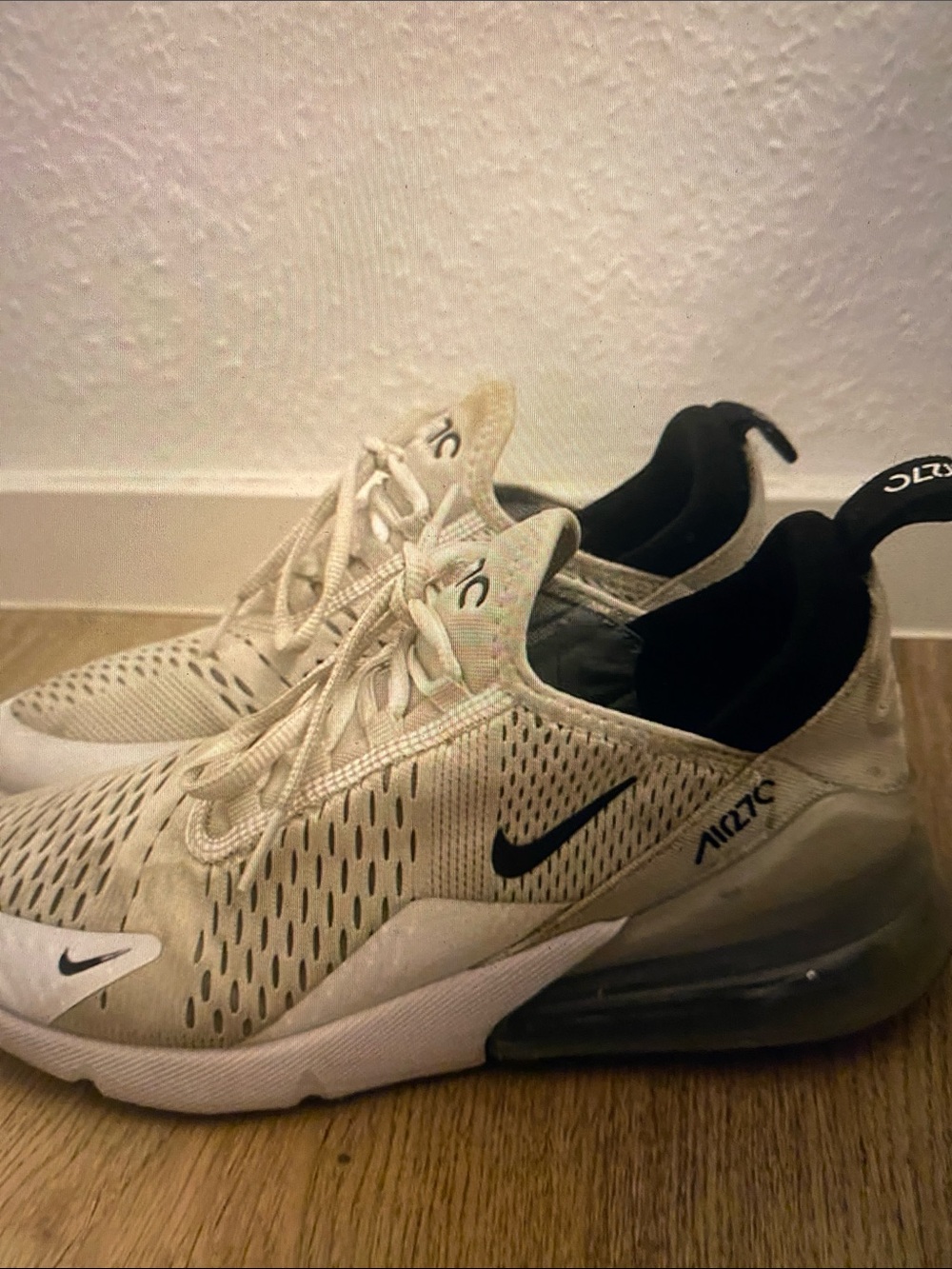 Nike Air Max 270 Men’s Sneakers - Beige and Black